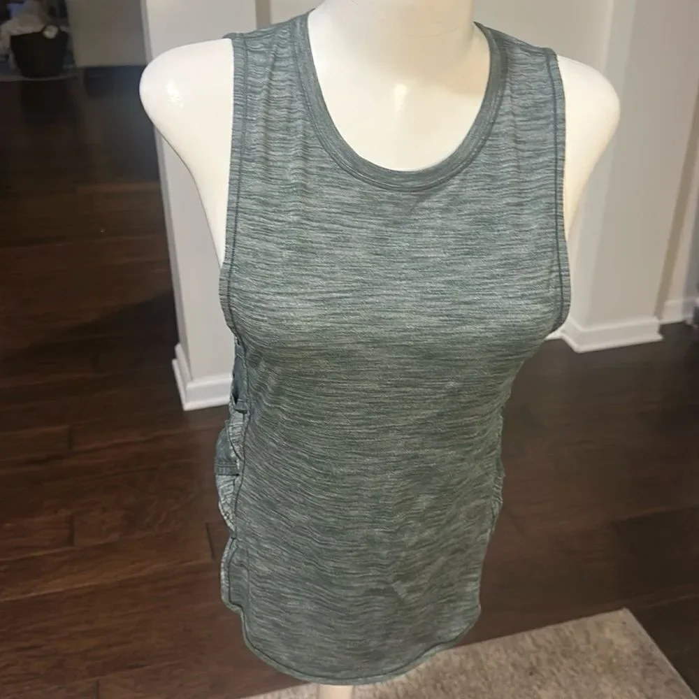 Lululemon Var-City Muscle Tank Heathered Forest Green 4-6